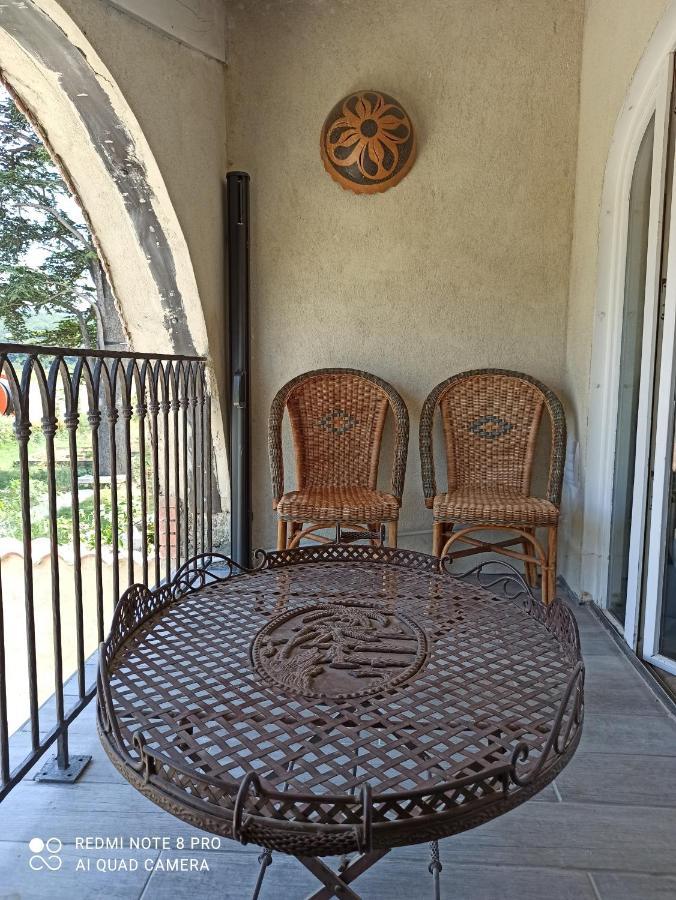 La Boheme Bed & Breakfast Charols Exterior foto
