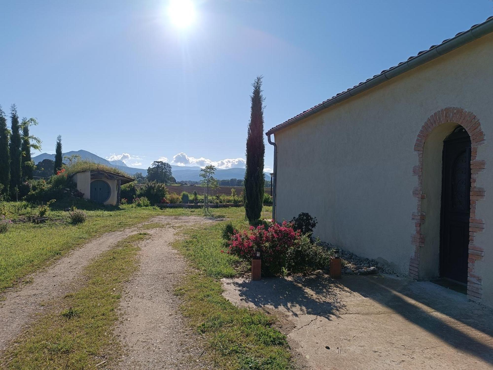 La Boheme Bed & Breakfast Charols Exterior foto